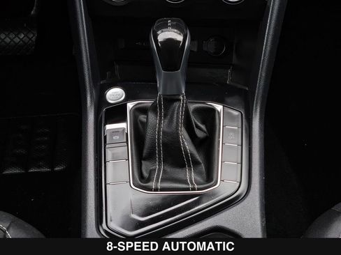 Used 2022 Volkswagen Taos SE FWD image 23