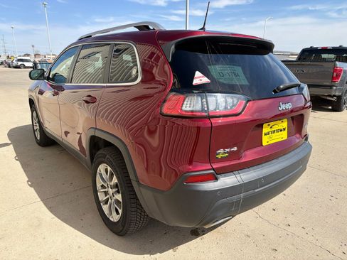 Used 2021 Jeep Cherokee Latitude Lux AWD/4WD image 5