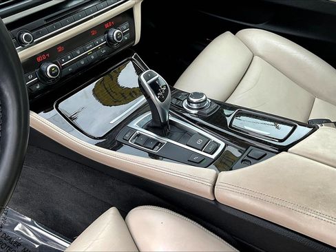 Used 2012 BMW 528i Sedan RWD image 14