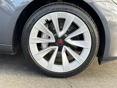 Used 2023 Tesla Model 3 Standard Range image 6