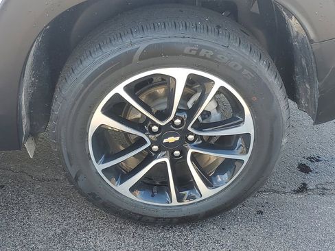Used 2025 Chevrolet TrailBlazer LT AWD/4WD image 5