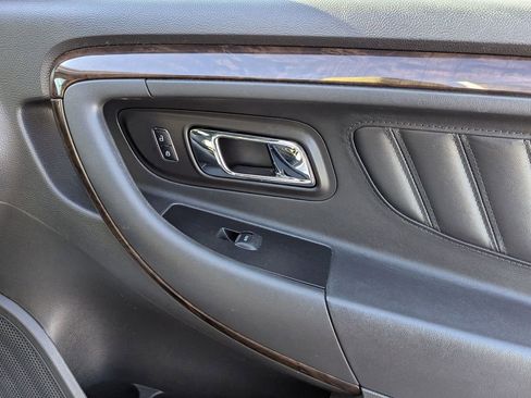 Used 2014 Ford Taurus Limited image 29