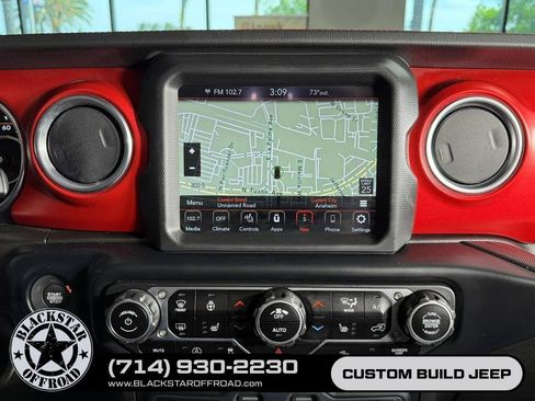 Used 2023 Jeep Gladiator Rubicon w/ Cold Weather Group AWD/4WD image 23