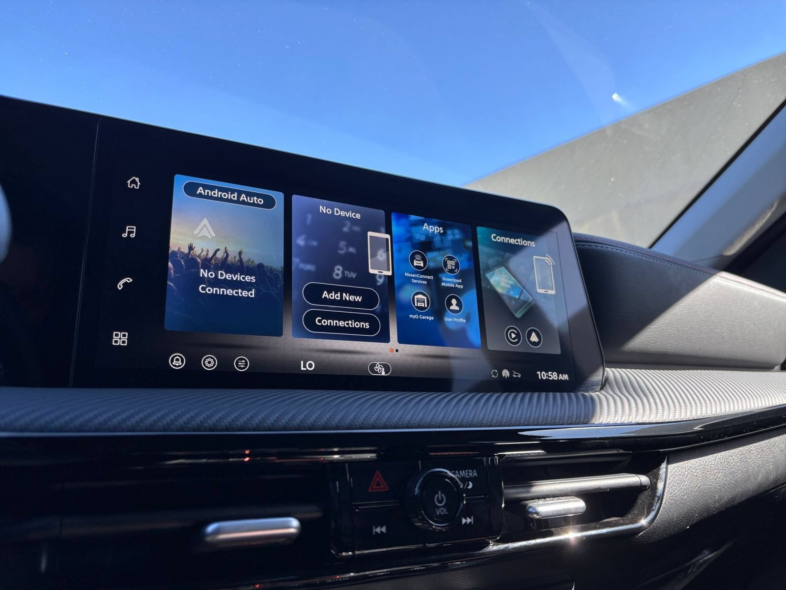 Used 2026 Nissan Kicks SR FWD image 19