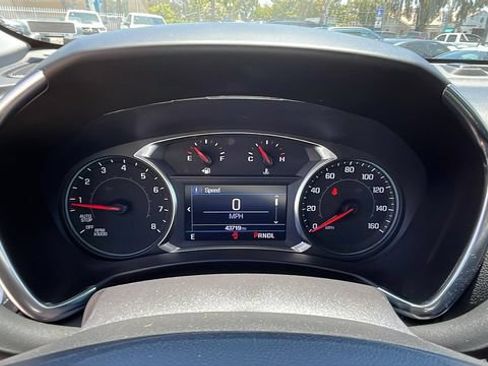 Used 2024 Chevrolet Equinox LT AWD/4WD image 24