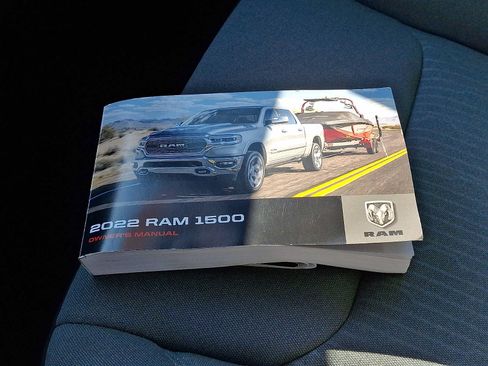 Used 2022 RAM 1500 Big Horn AWD/4WD image 25