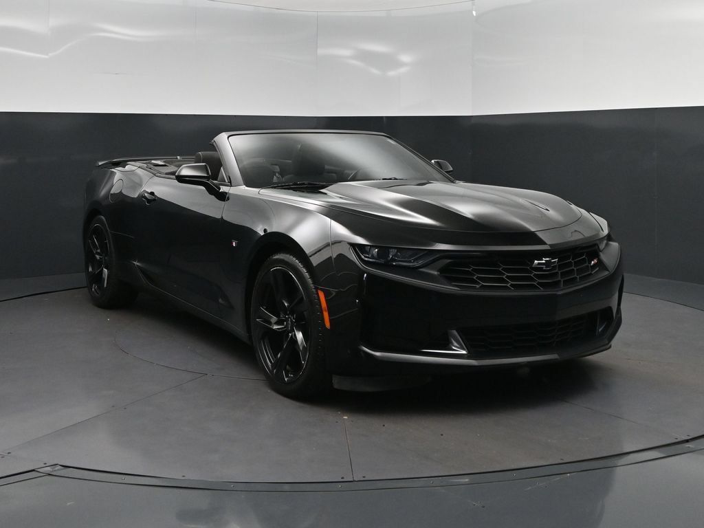 Used 2023 Chevrolet Camaro LT w/ RS Package RWD image 9