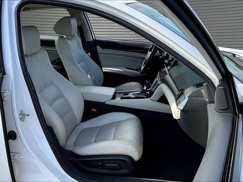 Used 2018 Honda Accord EX-L image 29