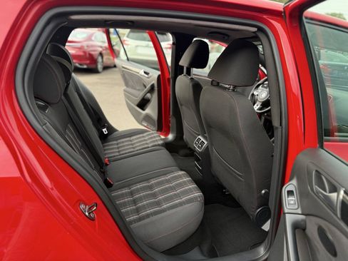Used 2012 Volkswagen GTI 4-Door FWD image 17