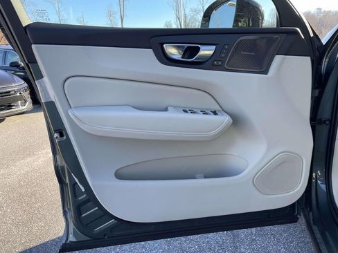 New 2026 Volvo XC60 B5 Ultra w/ Protection Package Premier image 5