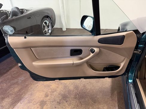 Used 1997 BMW Z3 1.9 image 21