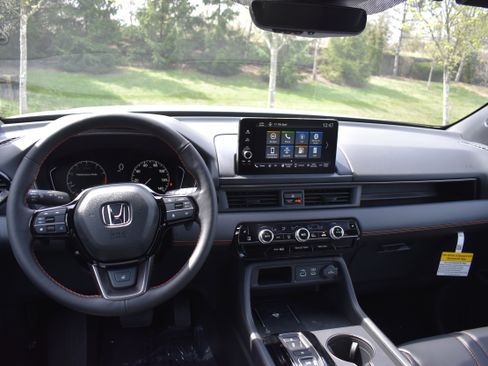 New 2025 Honda Pilot TrailSport image 16
