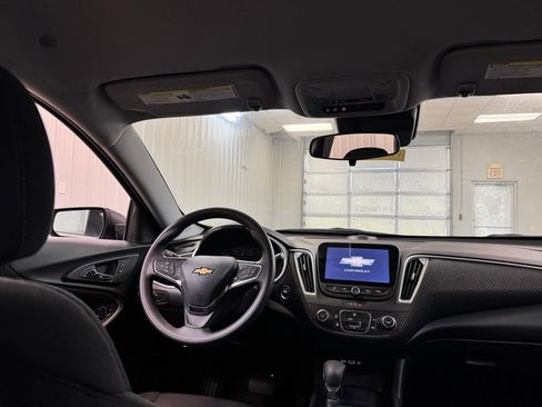 Used 2023 Chevrolet Malibu LS FWD image 19