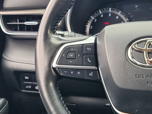 Used 2020 Toyota Highlander Limited image 37