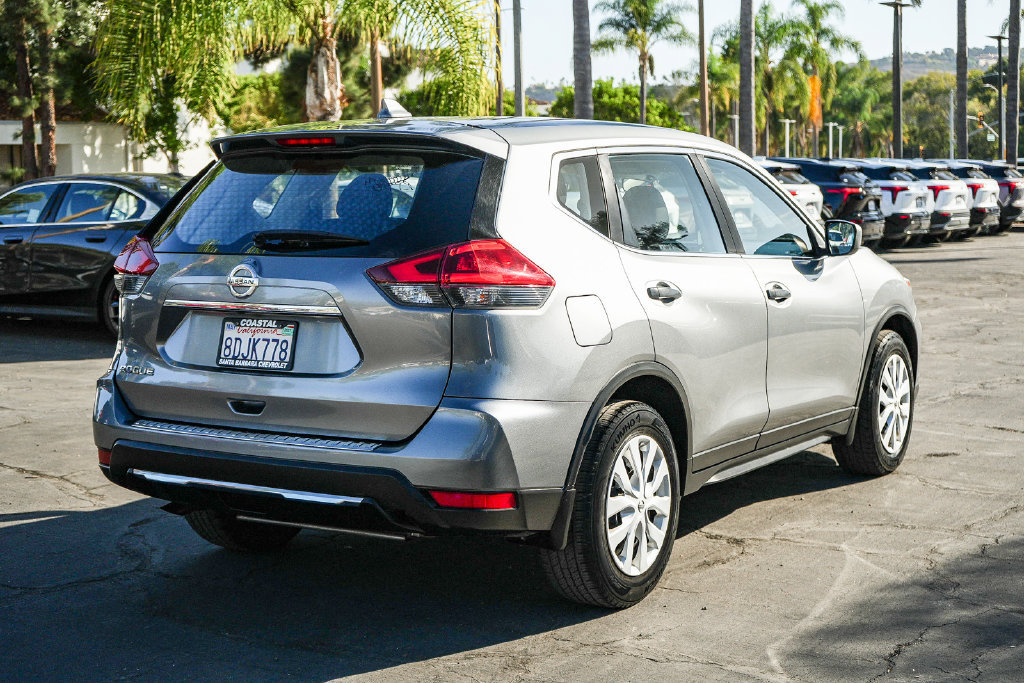 Used 2018 Nissan Rogue S FWD image 6