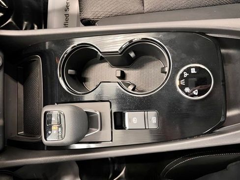 Used 2025 Nissan Rogue SV image 24