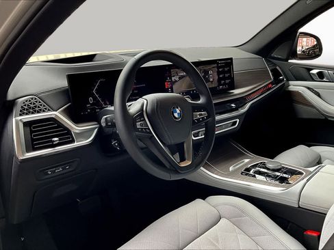 Certified 2026 BMW X5 sDrive40i w/ Climate Comfort Package RWD image 24