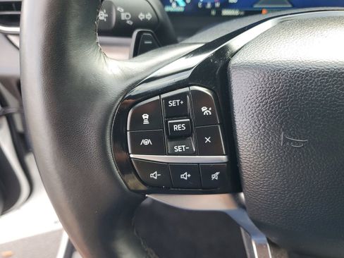 Used 2021 Ford Explorer Platinum w/ Equipment Group 601A image 22