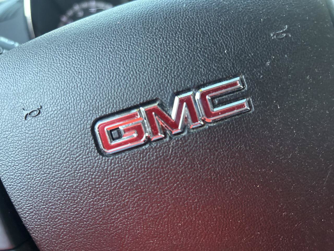 Used 2014 GMC Terrain SLE FWD image 19