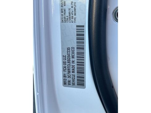 New 2025 RAM 3500 Tradesman image 23