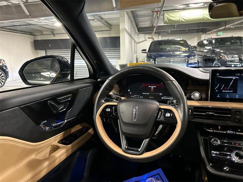 Certified 2022 Lincoln Corsair Reserve w/ Elements Package image 22