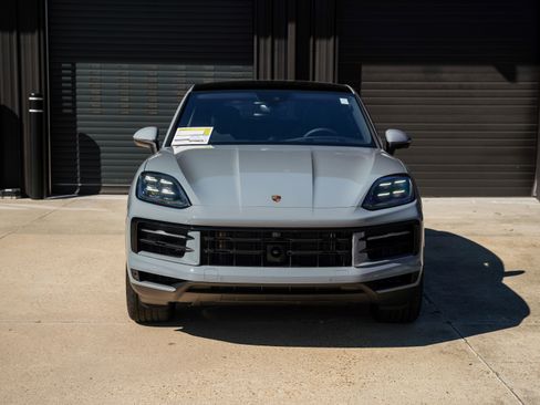 New 2026 Porsche Cayenne E-Hybrid image 6