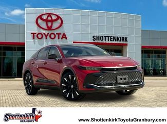 Used 2026 Toyota Crown Platinum video 1