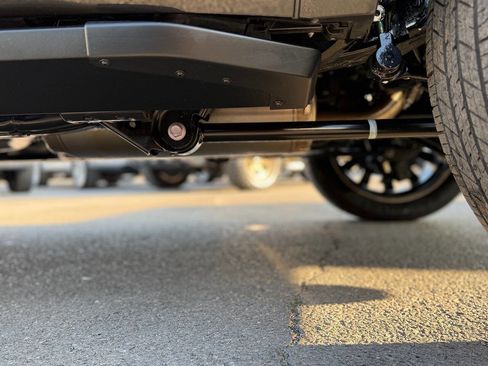 Used 2025 Lexus GX 550 image 47