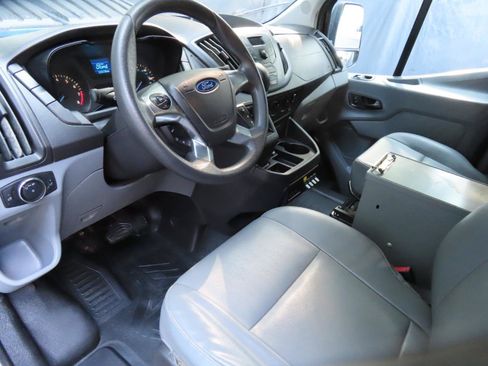 Used 2017 Ford Transit 250 148 Medium Roof RWD image 19