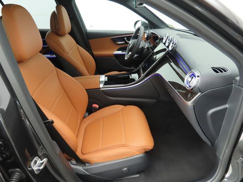 Certified 2025 Mercedes-Benz GLC 300 GLC 300 image 20