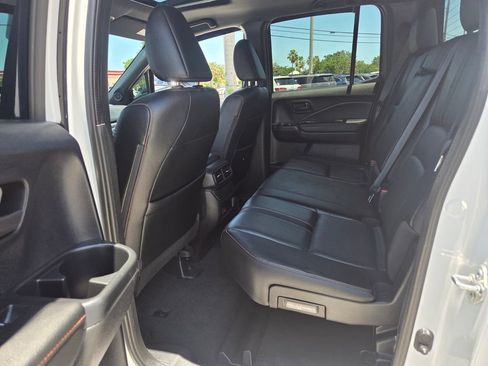 Certified 2024 Honda Ridgeline TrailSport image 11