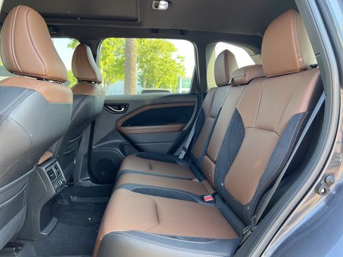 Used 2025 Subaru Forester Touring w/ Popular Package - Touring AWD/4WD image 31