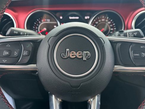 Used 2022 Jeep Wrangler Rubicon image 26