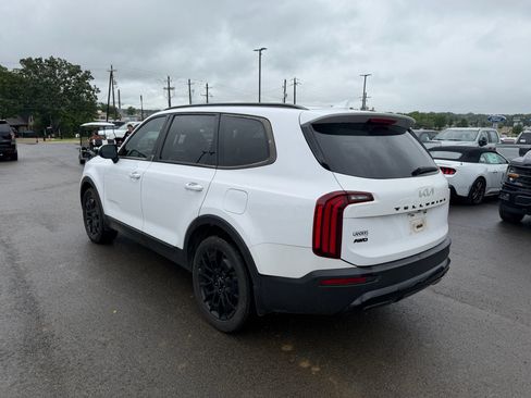 Used 2022 Kia Telluride EX w/ EX Premium Package AWD/4WD image 2