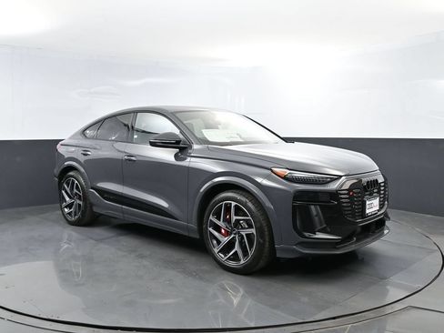 New 2027 Audi SQ6 e-tron Premium Plus AWD/4WD image 4