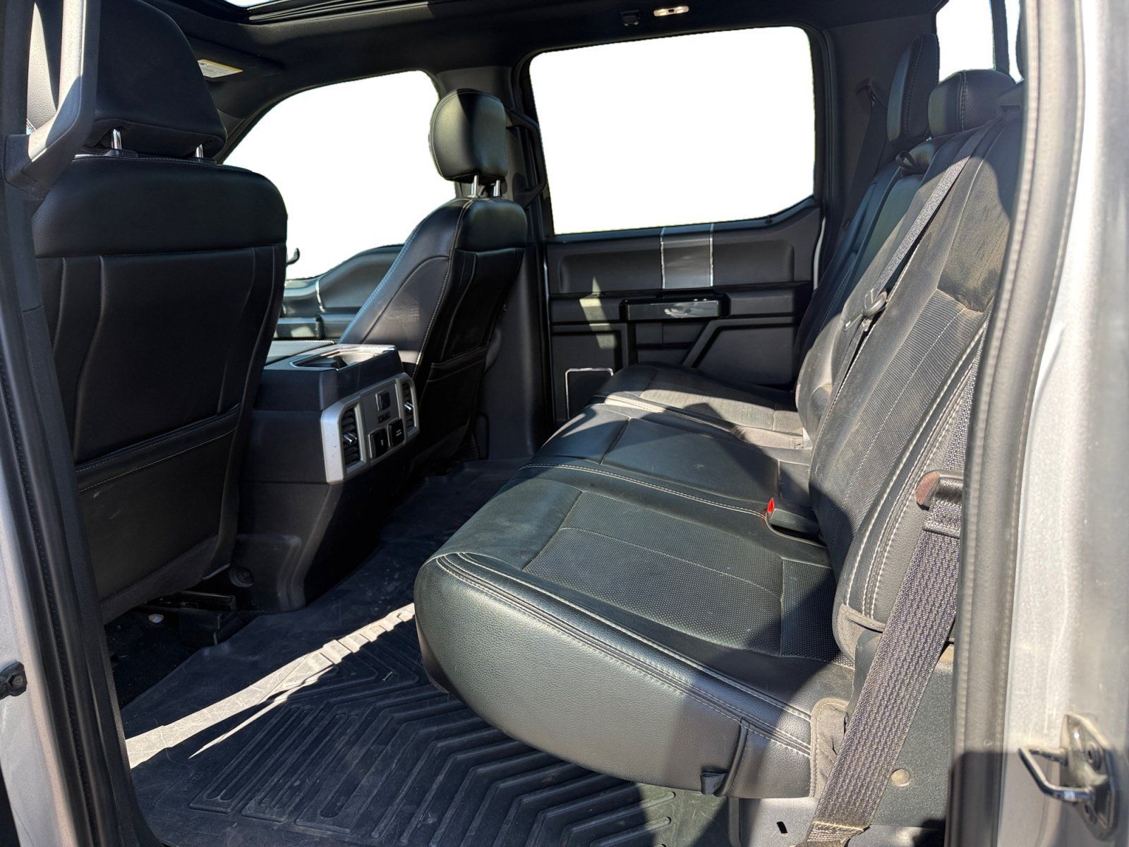 Used 2020 Ford F150 Lariat w/ Equipment Group 502A Luxury AWD/4WD image 10