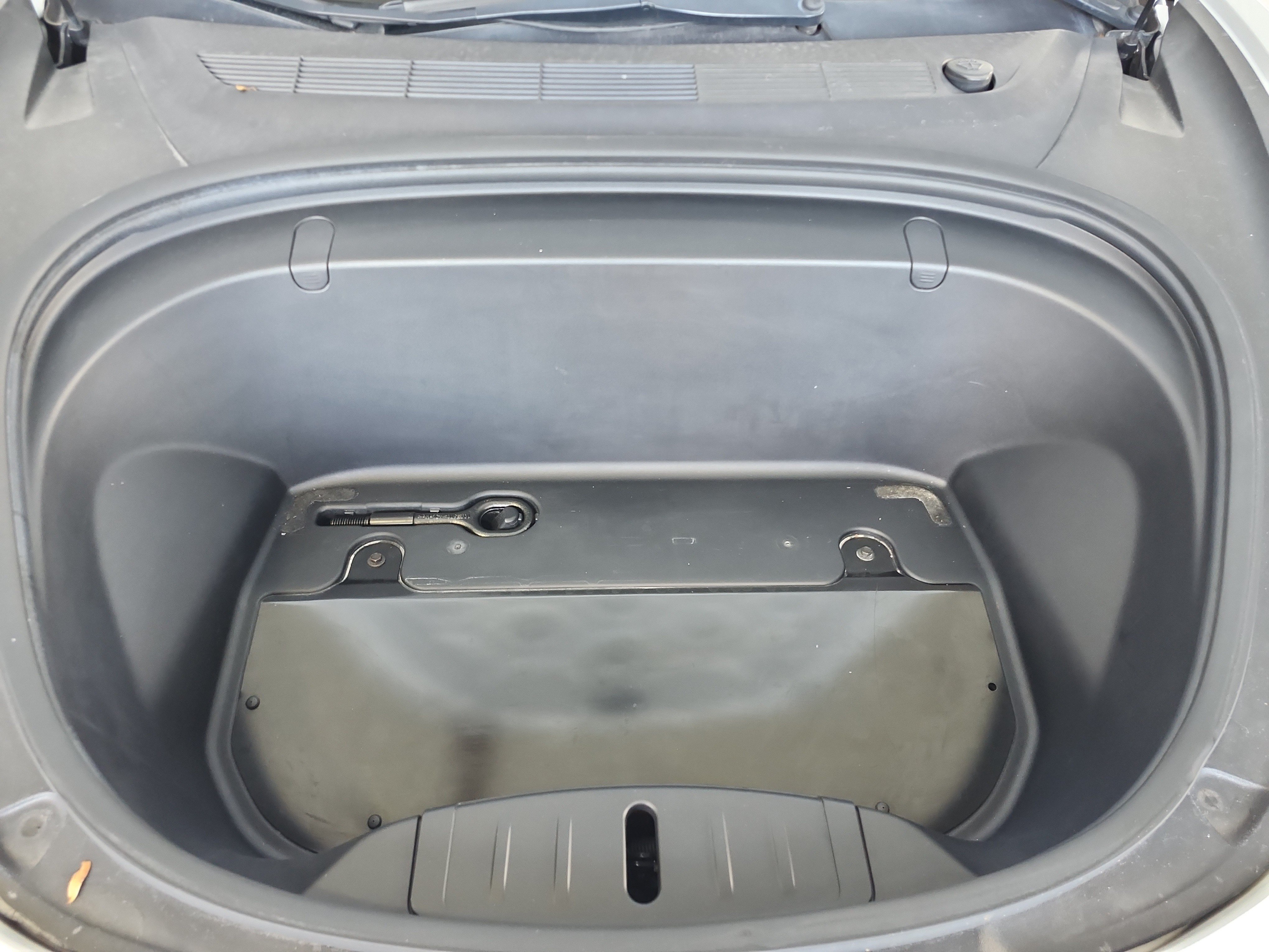 Used 2018 Tesla Model 3 Long Range RWD image 22