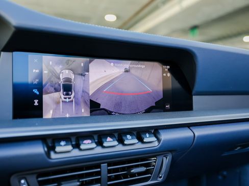 Certified 2025 Porsche 911 Carrera image 19