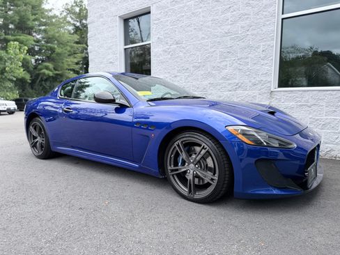 Used 2015 Maserati GranTurismo Sport RWD image 31