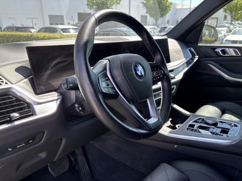 Used 2024 BMW X5 xDrive50e w/ Climate Comfort Package AWD/4WD image 17