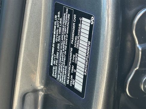 Certified 2018 INFINITI QX30 LUXE image 34