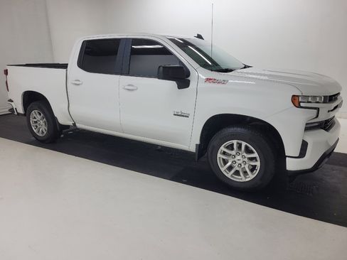 Used 2021 Chevrolet Silverado 1500 RST AWD/4WD image 11