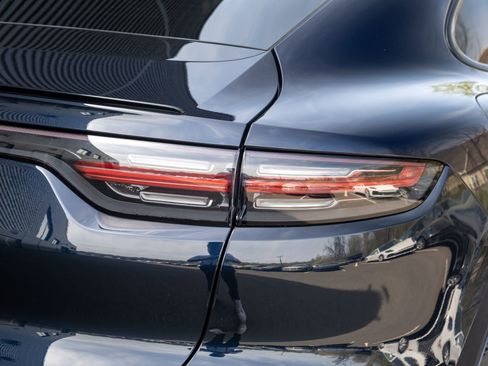 Certified 2023 Porsche Cayenne S image 43