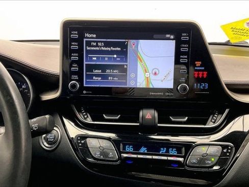 Used 2019 Toyota C-HR Limited image 5