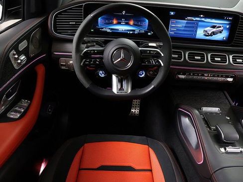 Certified 2025 Mercedes-Benz GLE 53 AMG 4MATIC image 3