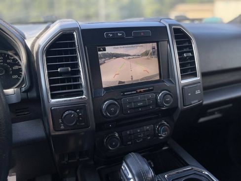 Used 2015 Ford F150 XLT w/ Equipment Group 302A Luxury AWD/4WD image 16