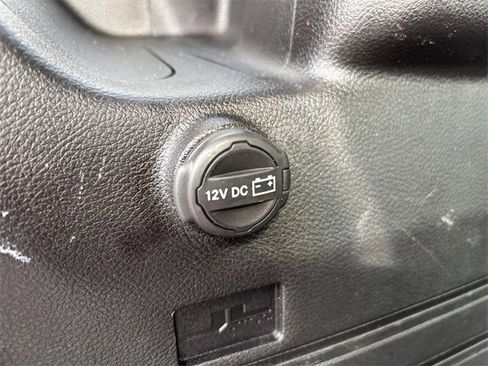 Used 2024 Jeep Wrangler Unlimited Rubicon image 39