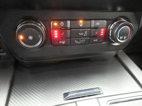 Used 2019 Ford F150 XLT w/ Equipment Group 302A Luxury image 22