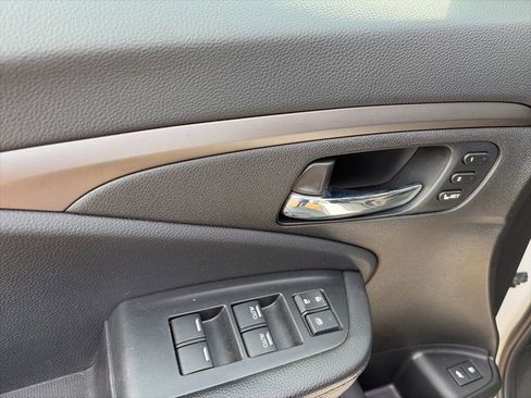 Used 2022 Honda Pilot EX-L image 11