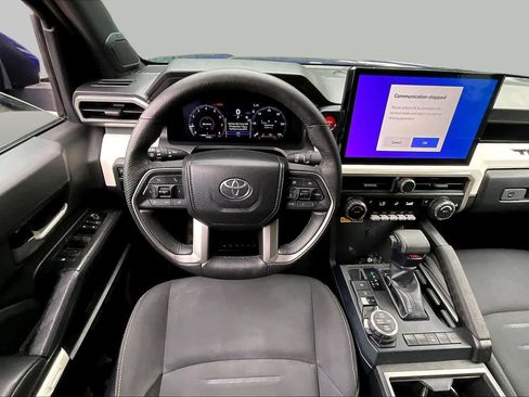 Certified 2024 Toyota Tacoma TRD Off-Road w/ TRD Off Road Upgrade Package AWD/4WD image 6
